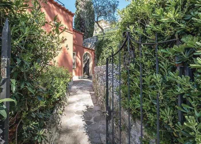 Vakantiehuis La Casa Rossa Sant'Ambrogio (Liguria)