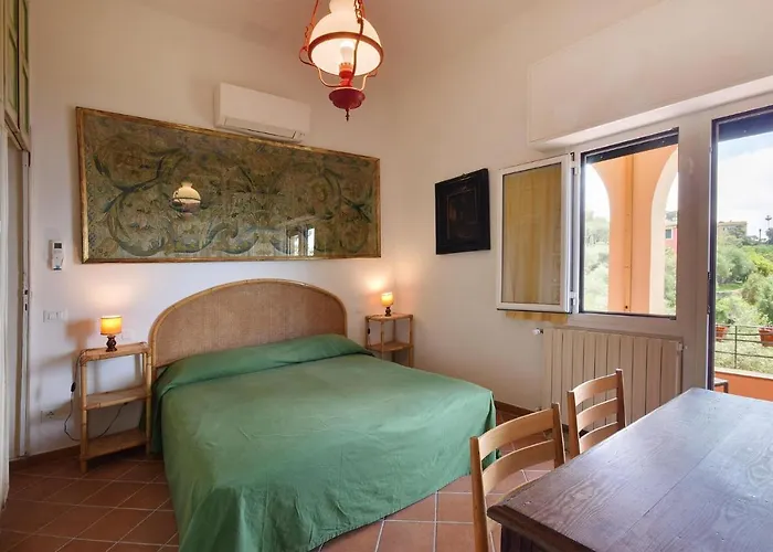 La Casa Rossa Vakantiehuis Sant'Ambrogio (Liguria)