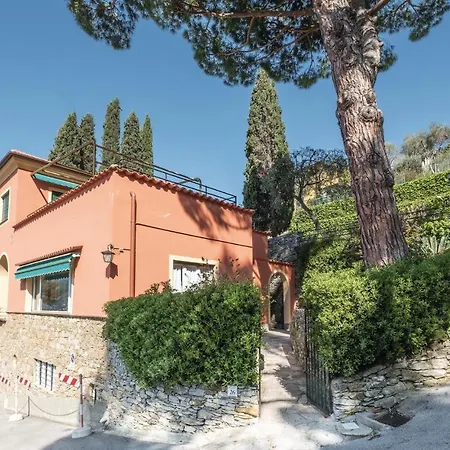 La Casa Rossa Sant'Ambrogio (Liguria)