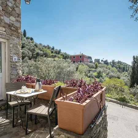 La Casa Rossa Vakantiehuis Sant'Ambrogio (Liguria)